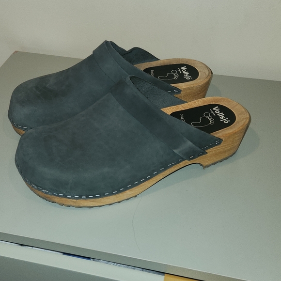 Vollsjo Swedish Clogs size 42/12 (11.5) gray-green genuine suede low wooden heel - Picture 5 of 16